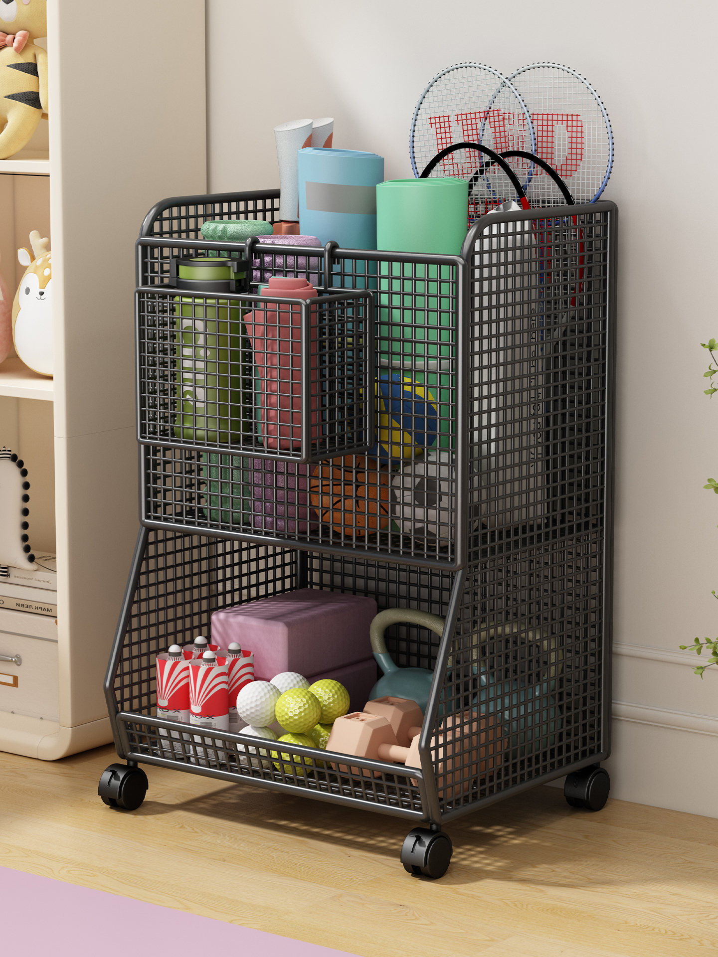 瑜伽垫收纳筐家用健身运动器材收纳架带轮篮球羽毛球夹缝置物架子