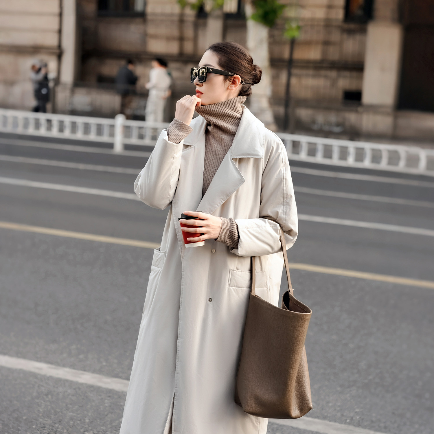 【知喜ziJoy】秋冬季时尚简约单排扣长款白鸭绒米色羽绒服大衣女,女装/女士精品,羽绒服,淘宝优惠券,粉丝福利购,淘宝优惠卷