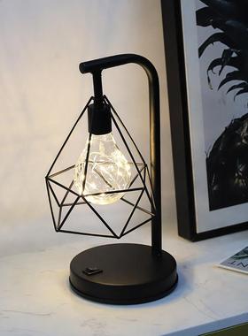 ins铁艺网红创意台灯卧室床头桌面摆件少女房间装饰品出租屋改造