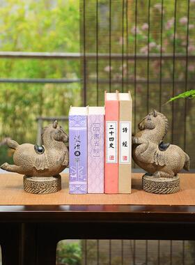 新中式家居饰品办公桌面装饰品书房书立展示柜彷古马摆件招财礼品