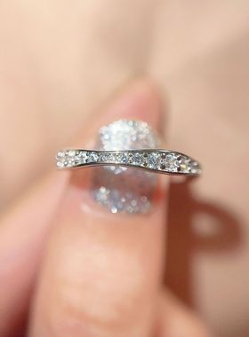 2025新款潮流波浪形银镀镶钻叠戴女士时尚戒指套装个性潮流饰品