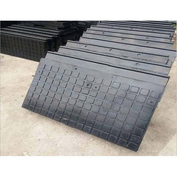 橡胶铁路道口减速板道口铁路道口减速垫p43p50p60橡胶减速垫板铁,机械设备,矿山专用设备,淘宝优惠券,粉丝福利购,淘宝优惠卷