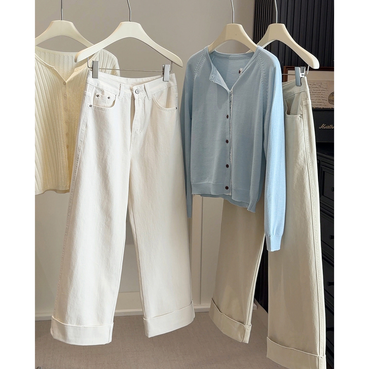 白色翻边阔腿裤牛仔裤女春季2026新款高腰显瘦小个子九分直筒长裤