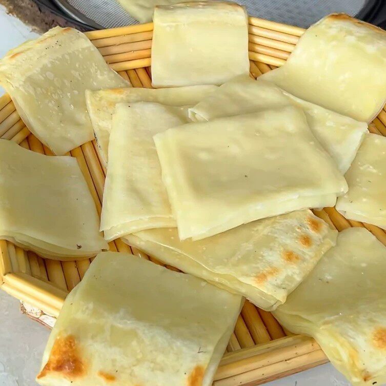 手工制作千层死面饼子油馍锅巴子特色美食早餐加热即食半成品
