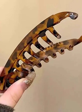 Tortoiseshell Banana Hair Clip Fish Shaped Hairpin For Wome