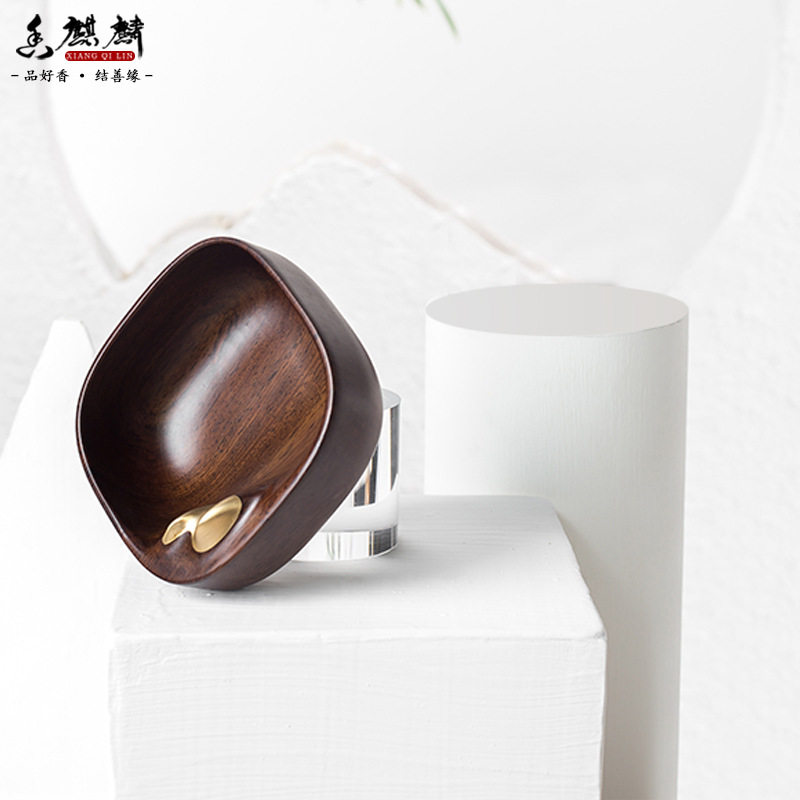 香麒麟月过山丘家居创意木质烟灰缸中式饰品摆件轻奢高端茶具家用