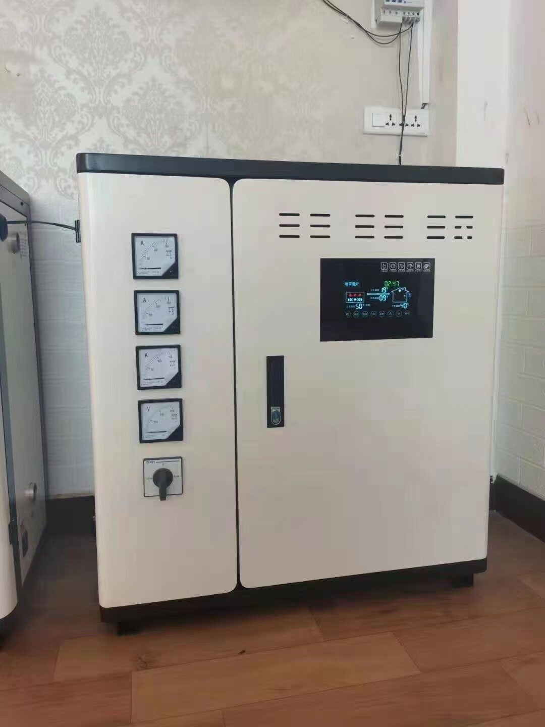 匠奥PTC半导体电采暖热水锅炉50KW带地暖暖气片500平米智能