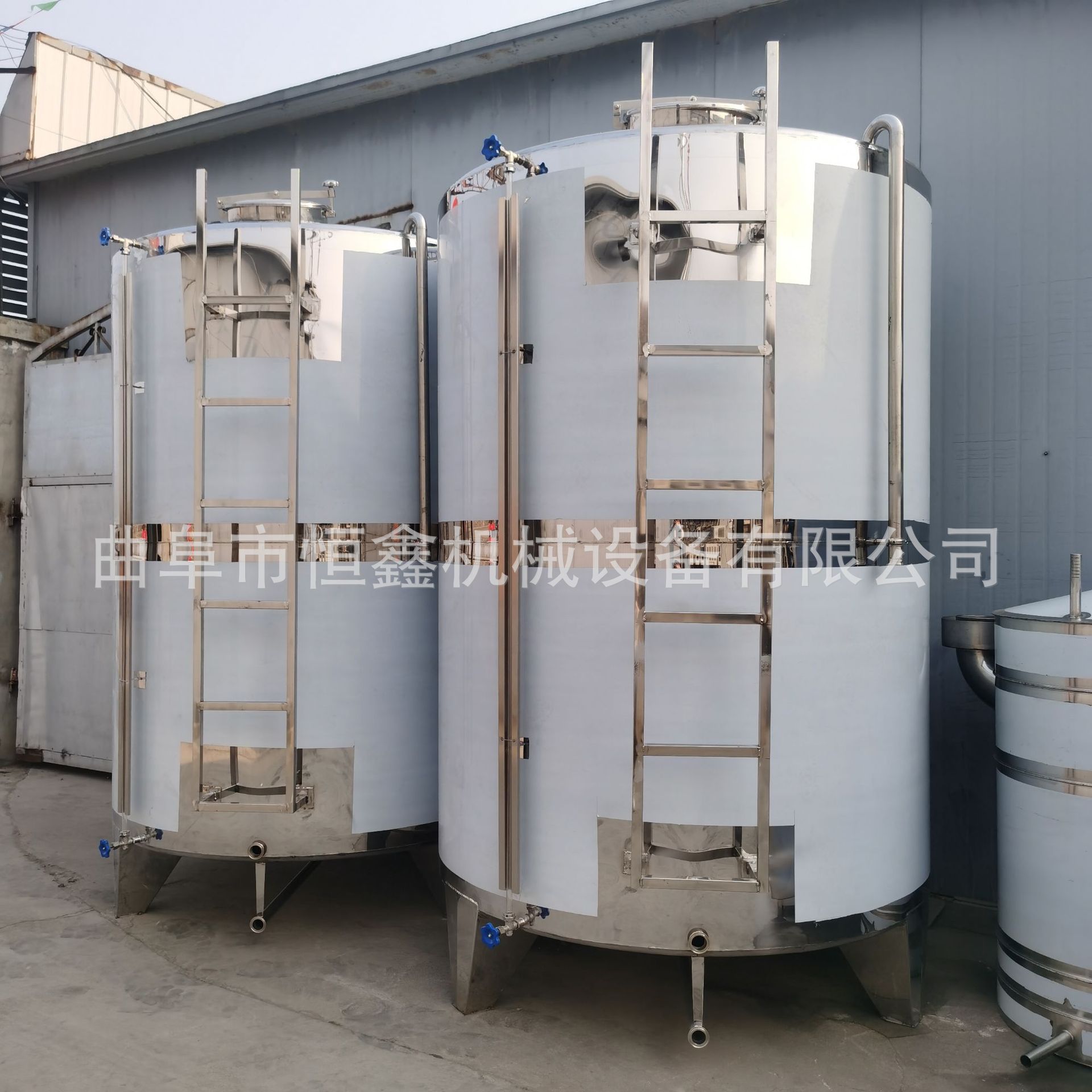 批发多规格酒罐100斤小型接酒桶高粱酒酿酒设备304不锈钢酒容器