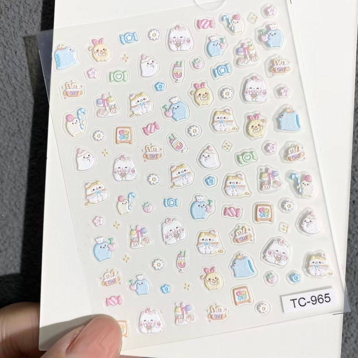可爱角落生物浮雕美甲贴纸
