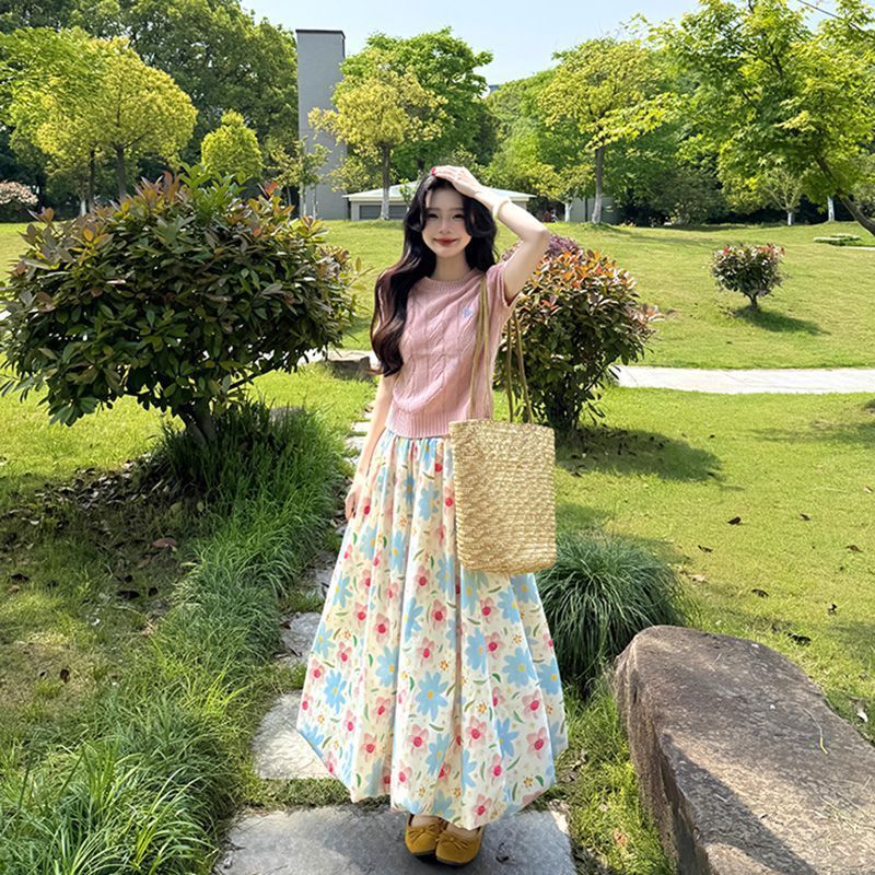韩系温柔风显高花朵碎花