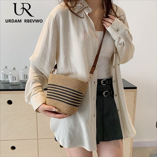 日本小众原创手工编织草编包斜挎休闲编织包度假沙滩包百搭女包