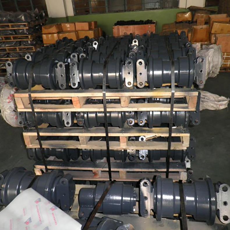 适用于小松PC200挖掘机配件 履带支重轮205-30-00172 履带轮