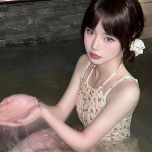 新品韩国202i5新款爆款泳衣女连体裙式小清新性感纯欲风碎花挂脖