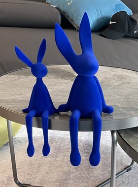 新品北欧轻奢坐姿兔子摆件v办公室书房桌面装饰品客厅酒柜电视柜