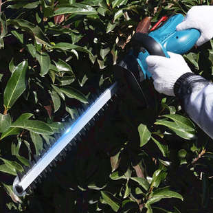割草机绿篱剪刀电动小型家用锂电篱笆树球绿化带绿篱修剪机充电式