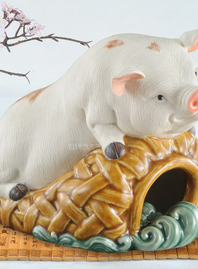商务送礼陶瓷工艺品家居博古架电视酒柜装饰品动物生肖猪年货摆件