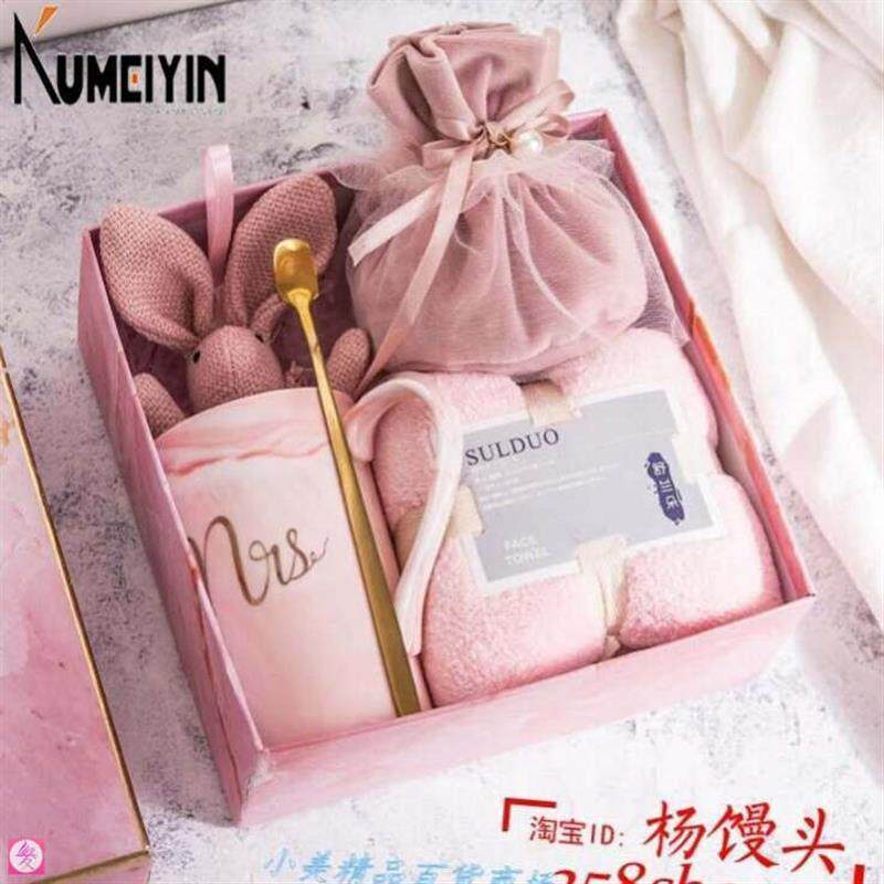 Birthday Gift Box Set: Festive Packaging for Women - Product image 4