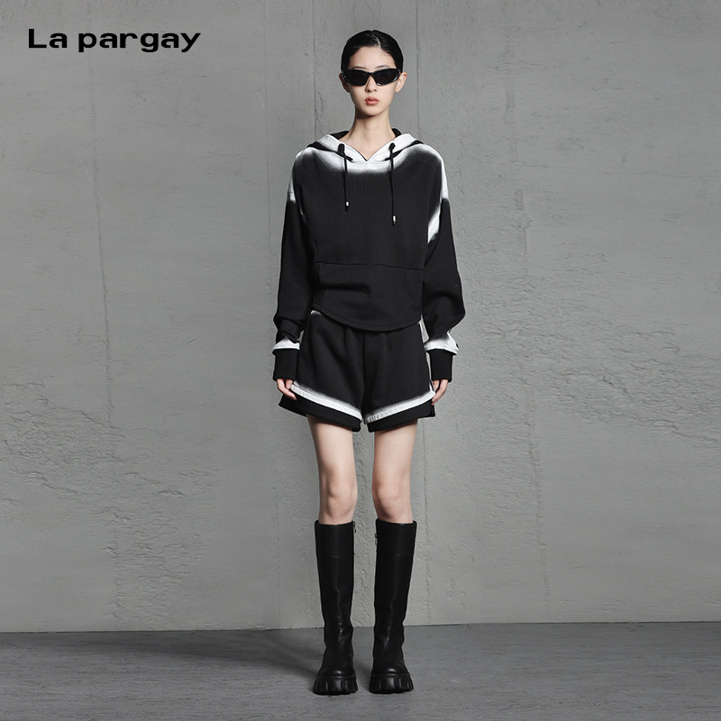 黑白设计 时尚前卫 个性潮牌 一整套 新款