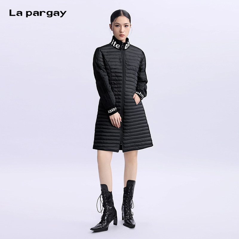 La Pargay/纳帕佳长款羽绒服女2025春夏新款黑色保暖时尚长外套女