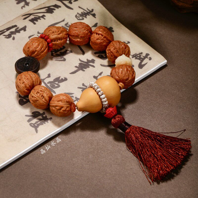 新品心心念念的小秋子核桃手持搭配沉G香山鬼花钱葫芦菩提根朱砂