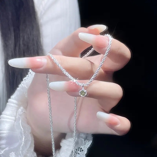 钛钢项链 一颗绿钻项链女轻奢满天星波光粼粼锁骨链