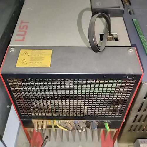 议价LUST涡轮机变频器VF1424L.HF.OP2.S56 二