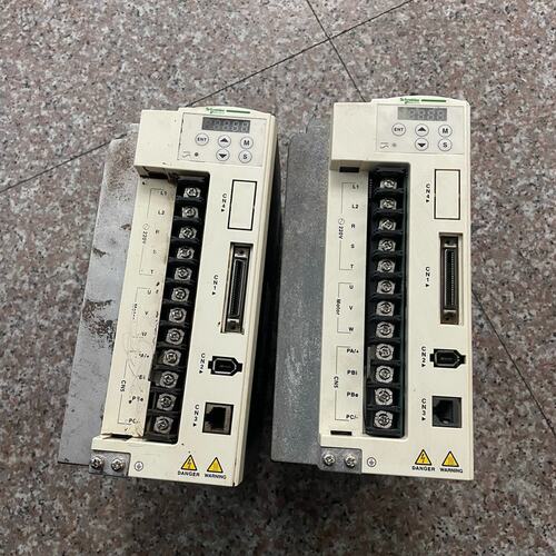 议价伺服驱动器LXM23DU20M3XLXM23DU15M3XLXM23DU30M3X