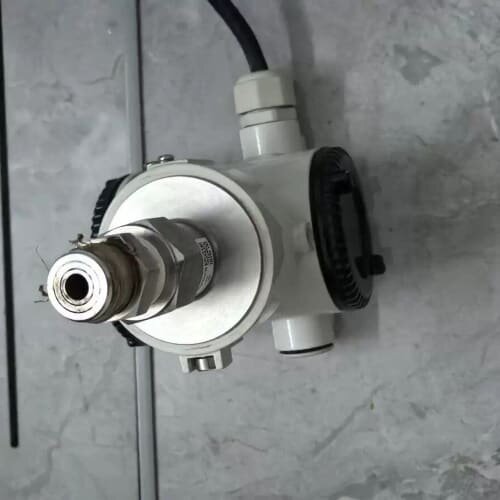 议价西森压力变送器，2020年11月生产，型号BST9900T-