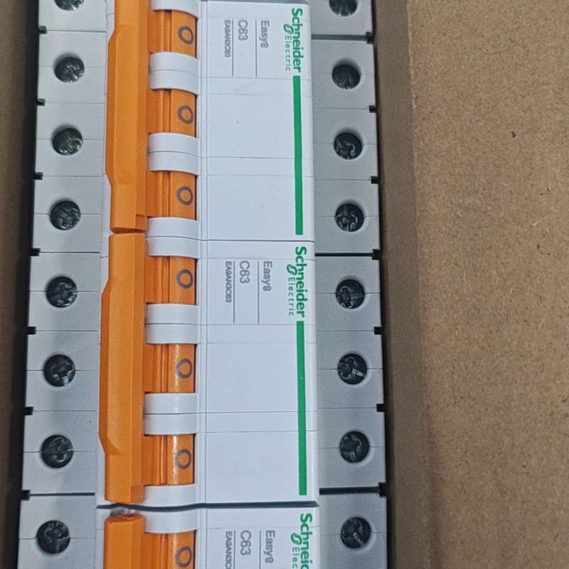 议价Easy9系列断路器 EA9AN3C32 3P C32