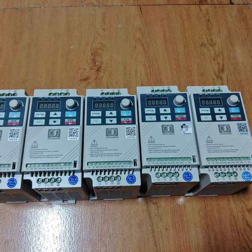 议价变频器JT100EB0015G1功率1.5kw22