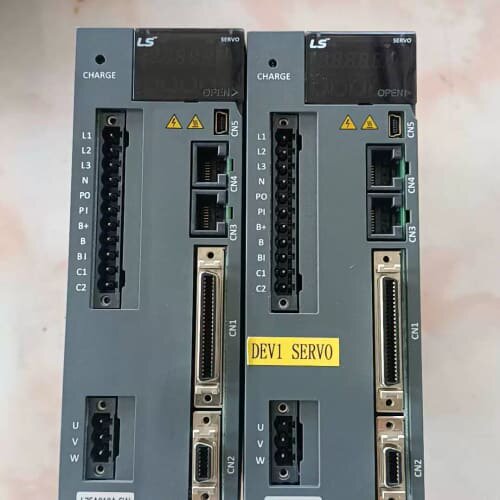 议价驱动器L7SA010A，L7SA010A-SW，两个