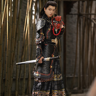 原创锦衣卫飞鱼服明制汉服男织金贴里曳撒鱼鳞甲护腕护臂甲胄盔甲