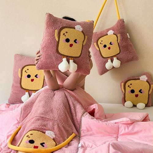 多功能新款卡通抱枕被子两用办公室午睡空调夏凉毯汽车折叠靠垫被