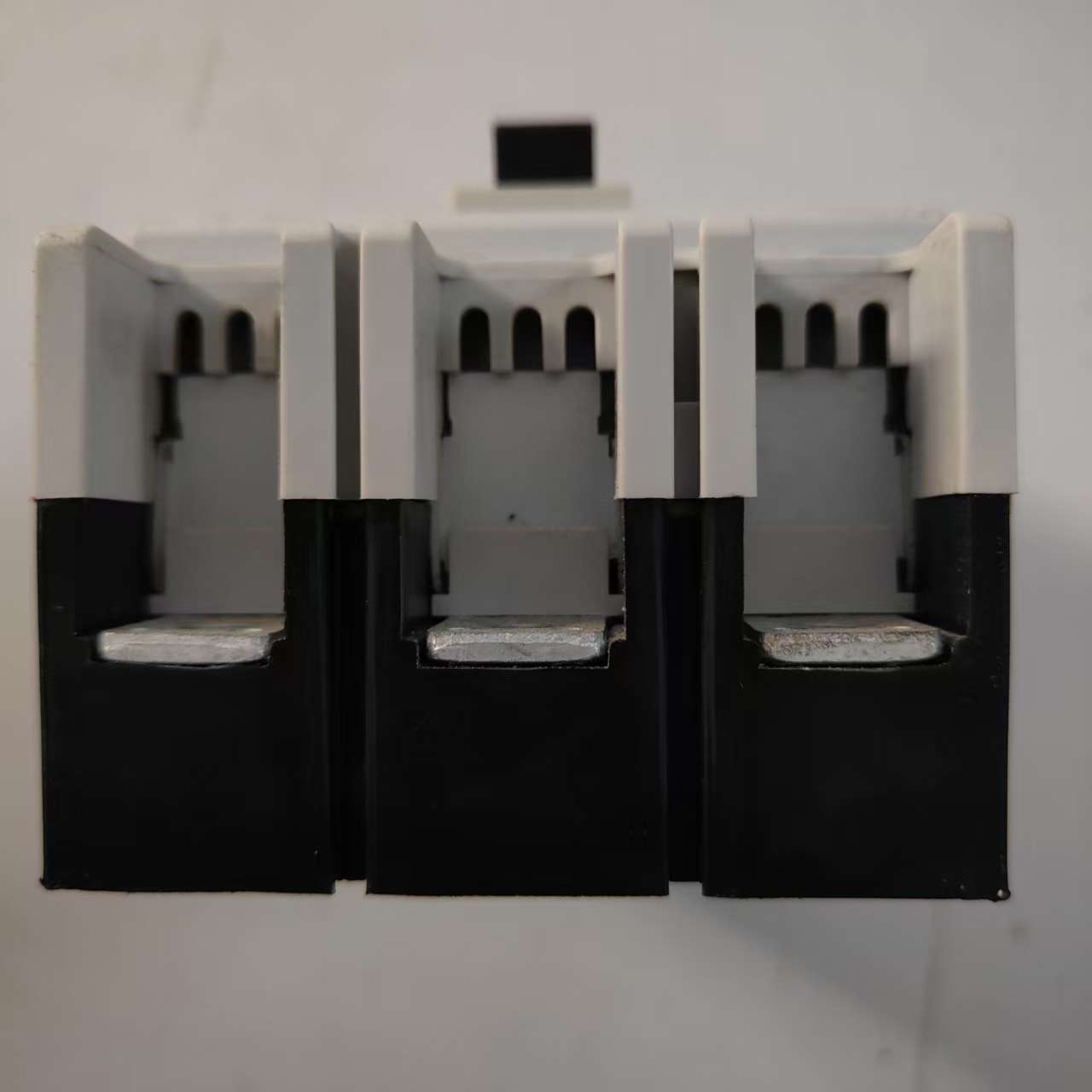 总制NF125-CW塑壳断路器3P空气开关63A 80A 100A 125A SW