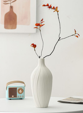 现代简约陶瓷菱形白色花瓶摆件北欧客厅餐桌插花花瓶家居装饰
