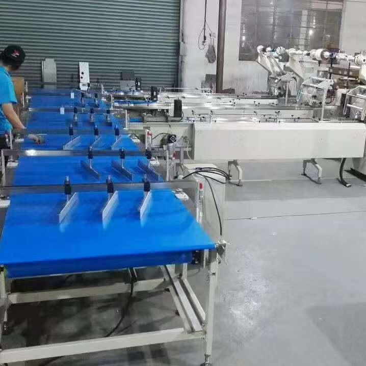 用品收缩膜包装输送线固体酒精块日YX-590热料线速枕式热收缩理包