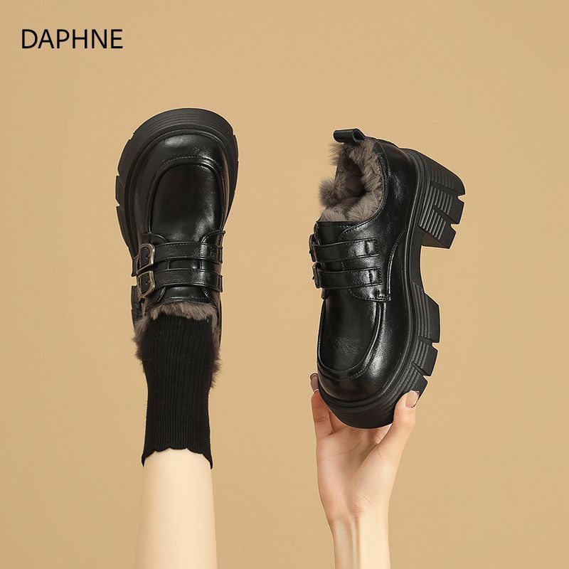 达芙妮2025新款冬季英伦风黑色小皮鞋加绒保暖棉鞋时尚百搭乐福鞋