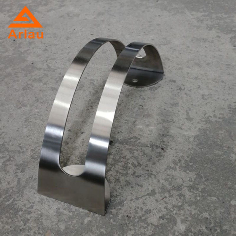 厂家直销不锈钢单车架 户外停车架 卡位式自行车停放架