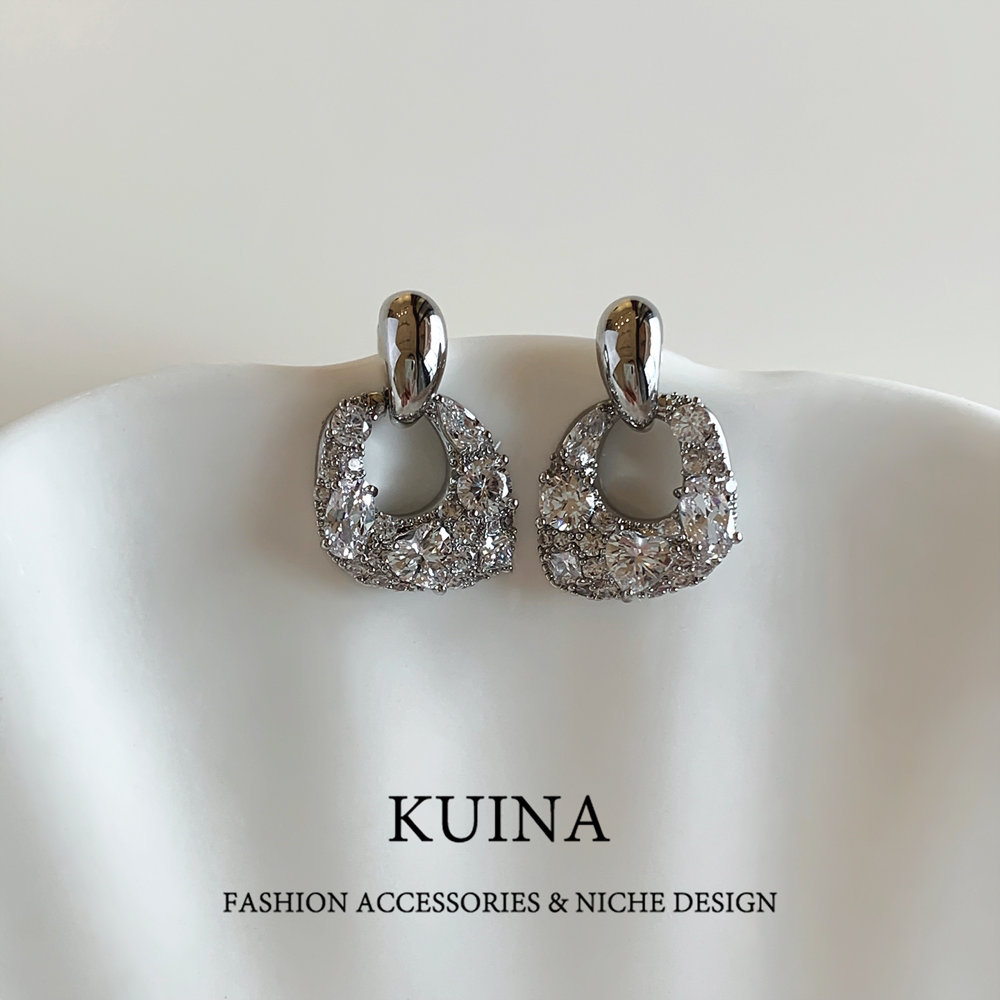 法式轻奢几何满钻耳钉