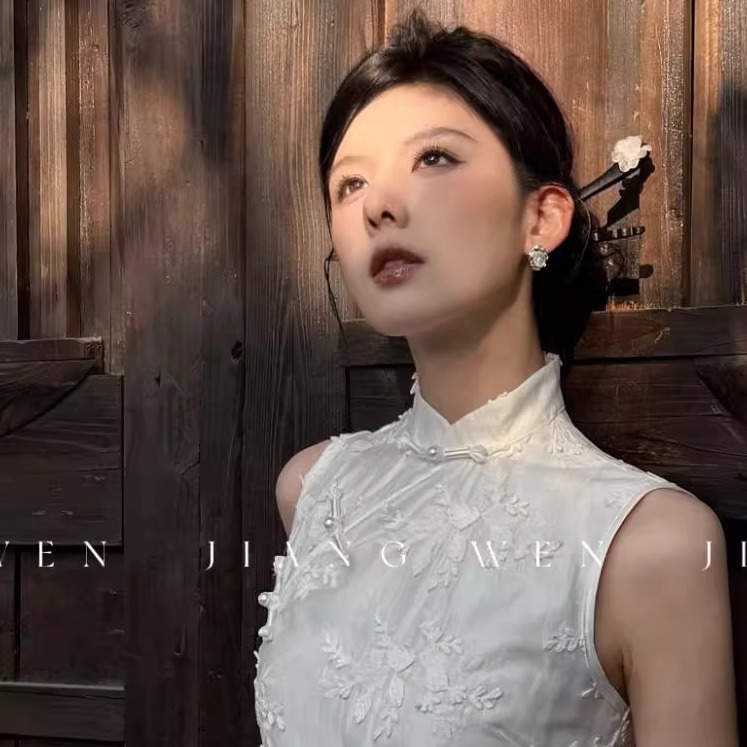 姜雯ukilau旗袍裙女新中式改良轻国风白色日常绝美连衣裙2025新式