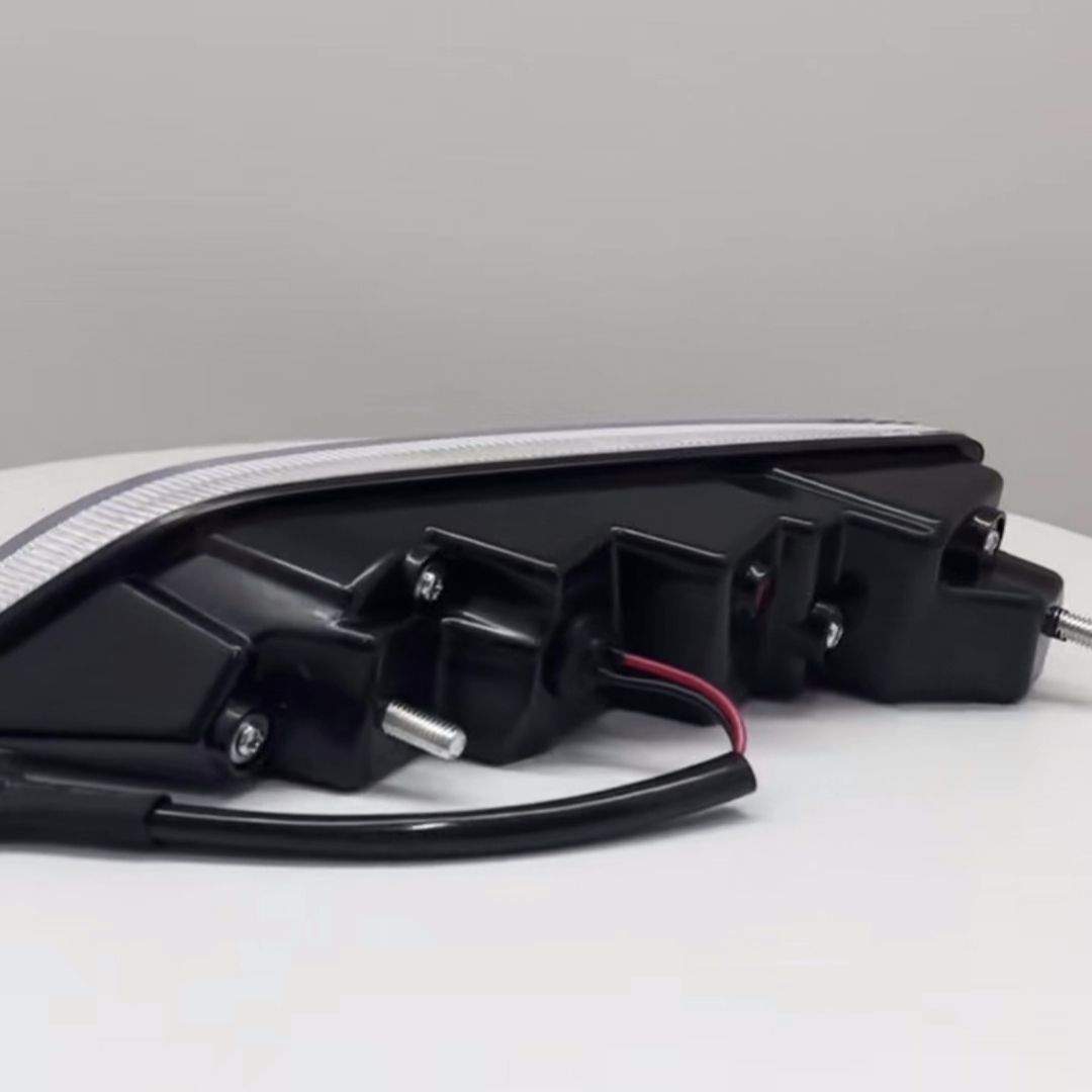 陕汽轩德翼3翼6遮阳罩灯遮阳板边灯LED灯轩德E3E6e3e6示宽灯原厂