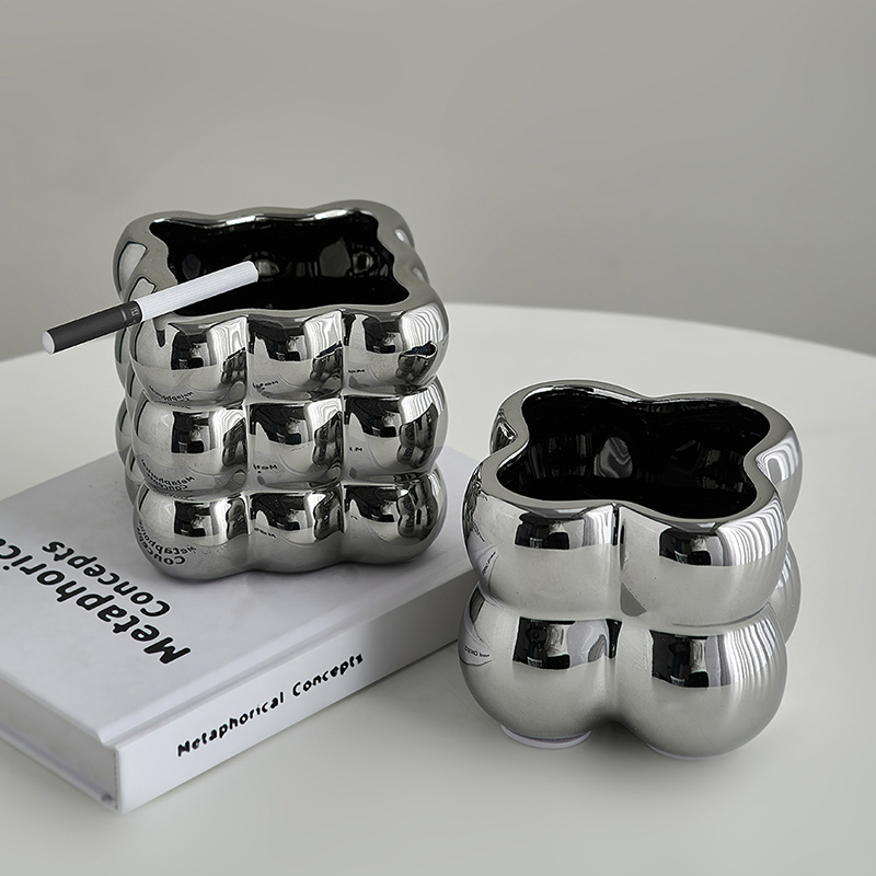 创意轻奢陶瓷烟灰k缸家用客厅茶几高级感摆件简约办公室桌面灭烟