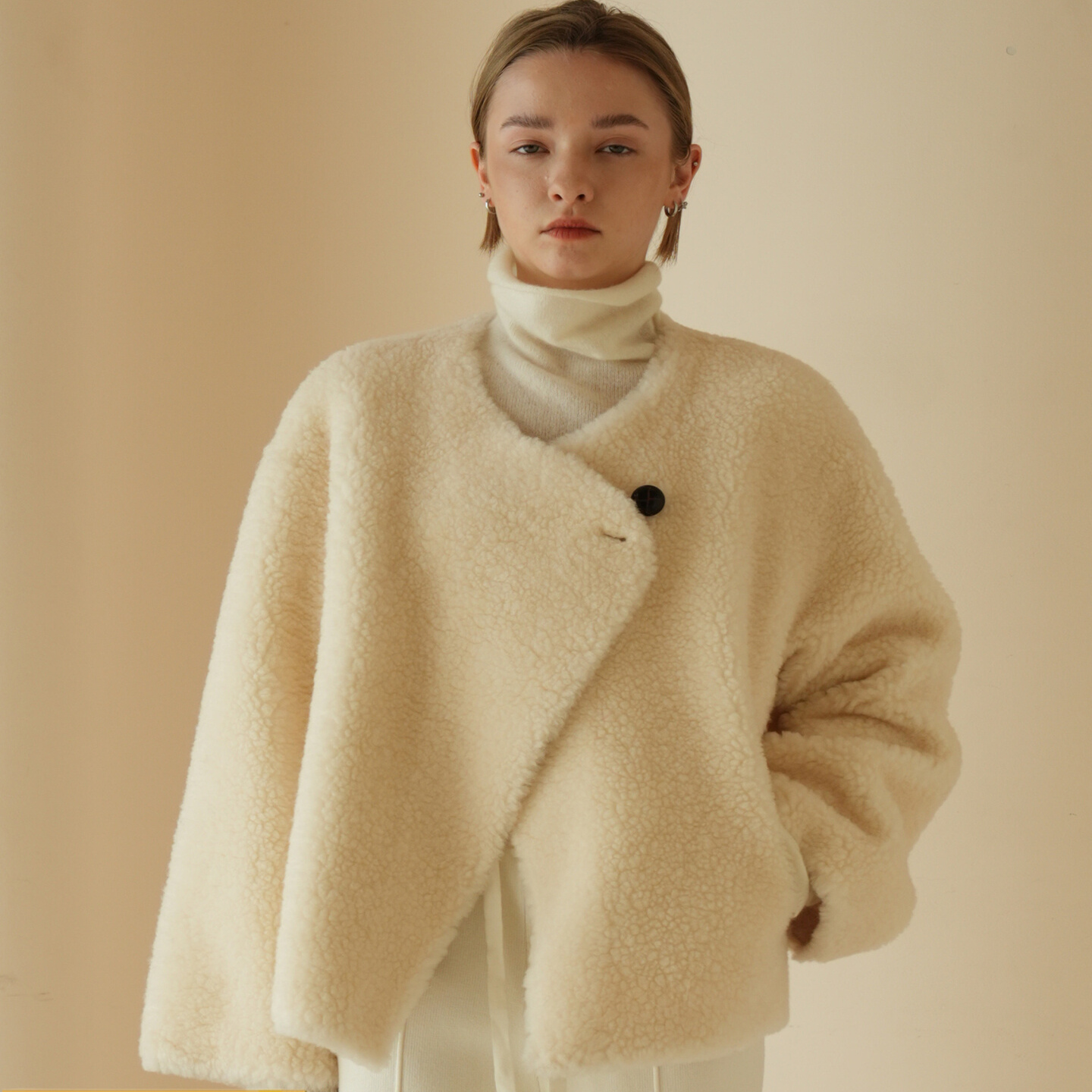 NOENDNOEND 23AW短款皮毛一体100%羊毛V领简约北欧皮草外套