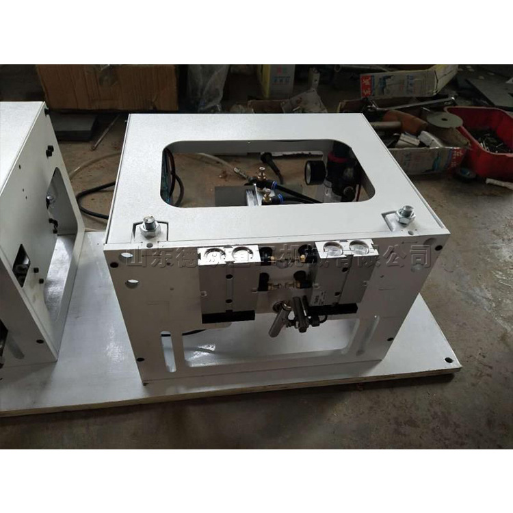 DO-12型台式侧孔钻 PLC电脑控制钻孔机 小型木工可计数钻头机