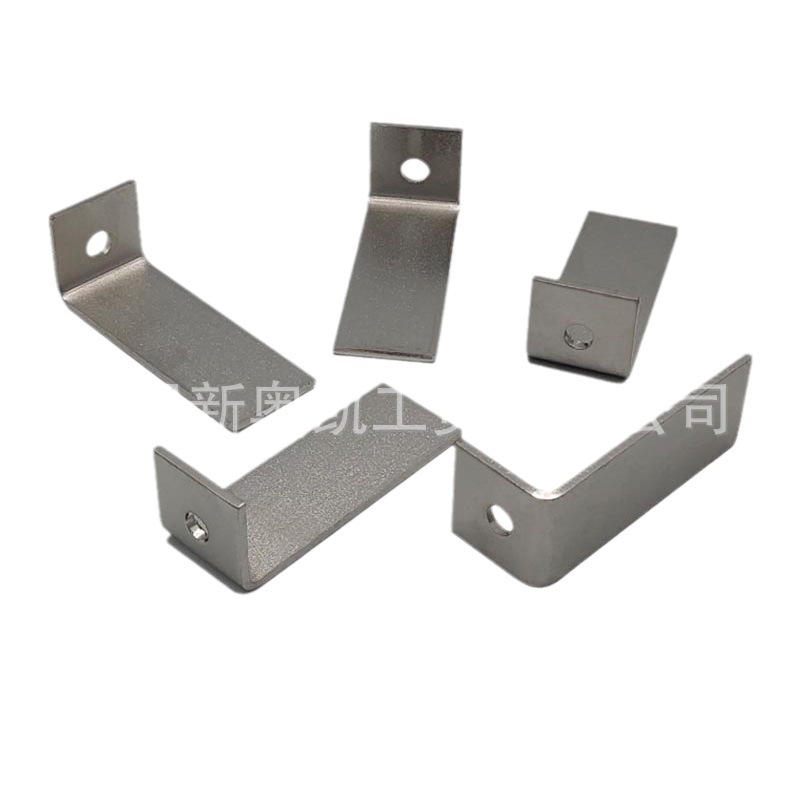 无锡厂家现货304不锈钢板 切割拉丝镜面不锈钢板镜面装饰板