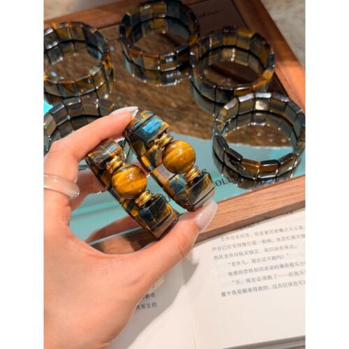 彩虎眼手牌天然水晶女款饰品
