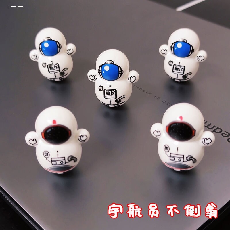 不倒翁玩具卡通蓝胖子哆啦a梦机器猫幼儿园礼品不超十元的小玩具