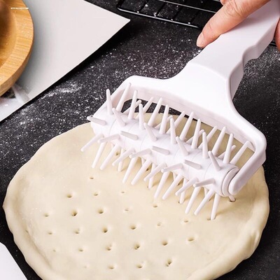 披萨滚轮刀塑料饼干打孔器滚针排