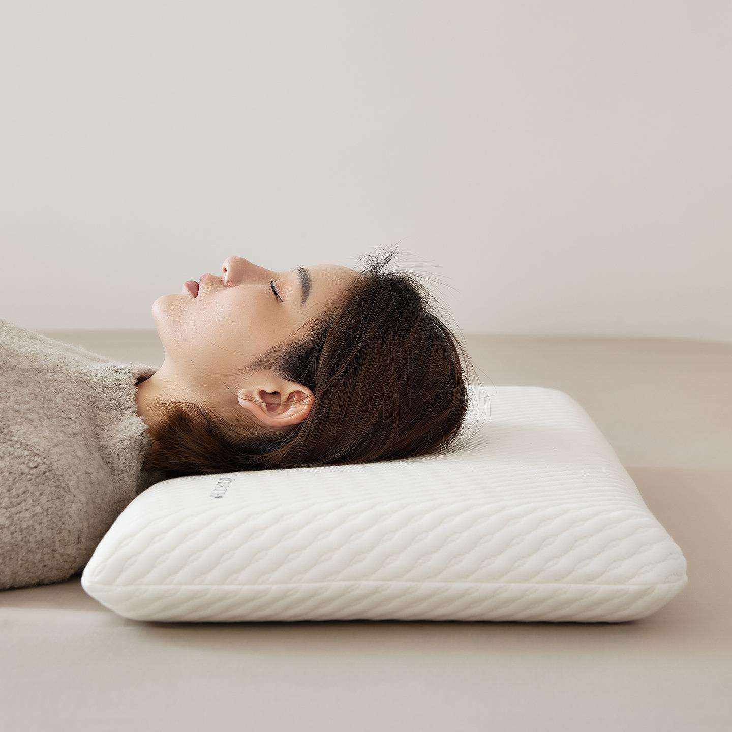 类零压a202507PI慢回弹聚氨酯记枕芯有效托承颈部忆中低枕头