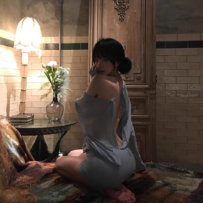 连衣裙露背大码蓝色长袖一字肩蝙蝠袖纯欲包臀裙